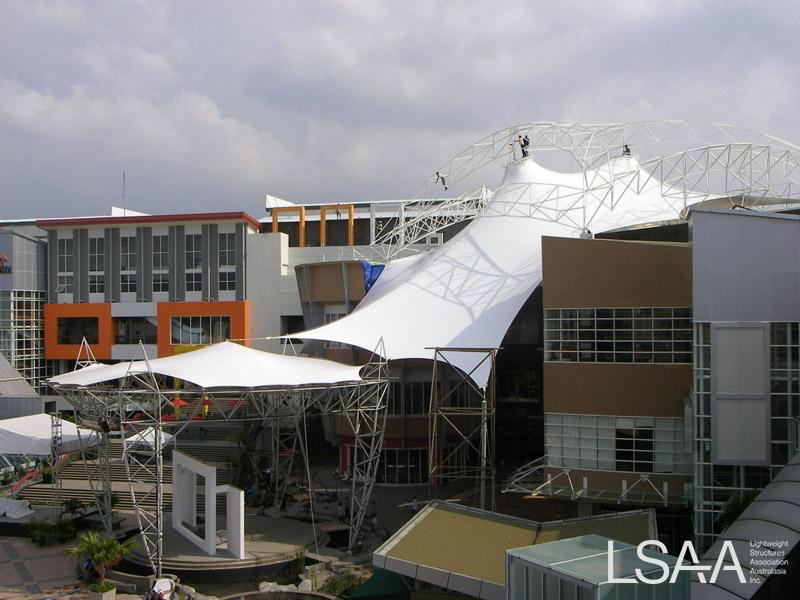 La Piazza - Jakarta Lightweight Roof Canopy Over Café and Exhibition Stage
