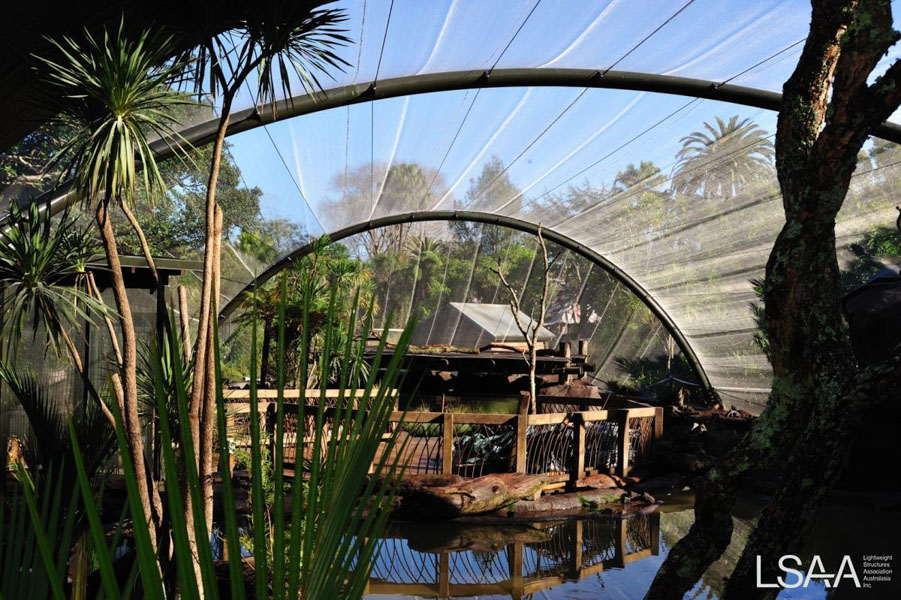 Auckland Zoo Aviaries Enclosures