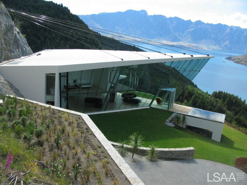 Jagged Edge - Unique Home Design featuring large glazed walls