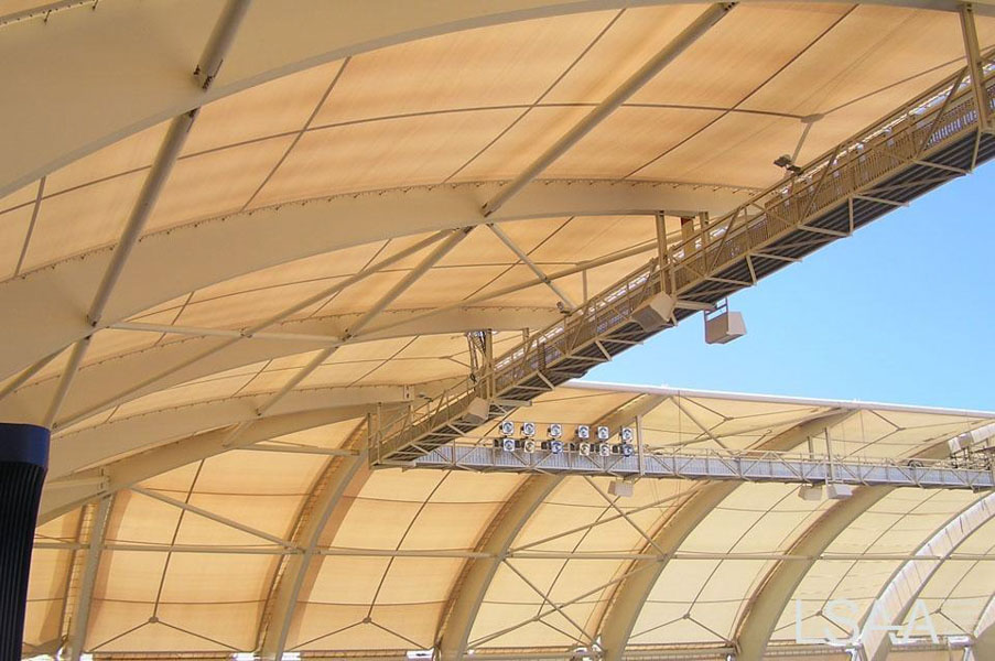 Construction of the roof at Skilled Stadium LSAA Site Visit 2007